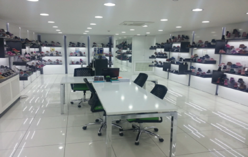 Showroom 1